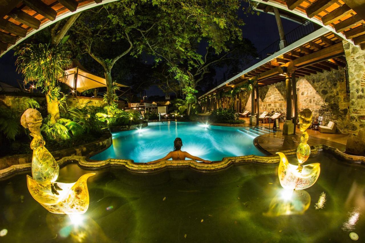 Hotel Museo Spa Casa Santo Domingo Antigua Екстериор снимка The resort's swimming pool