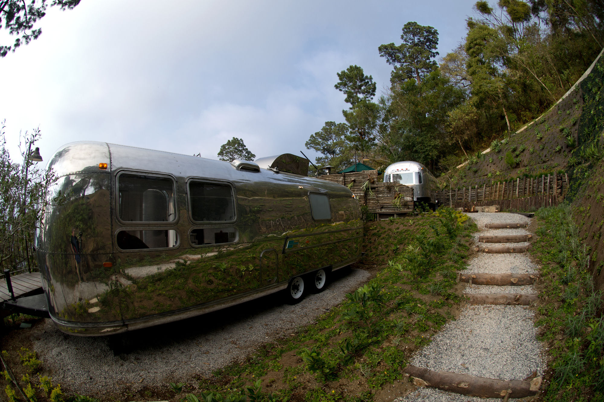 Hotel Museo Spa Casa Santo Domingo Antigua Екстериор снимка Airstream trailer at the 2008 Monterey Bay Air & Film Festival